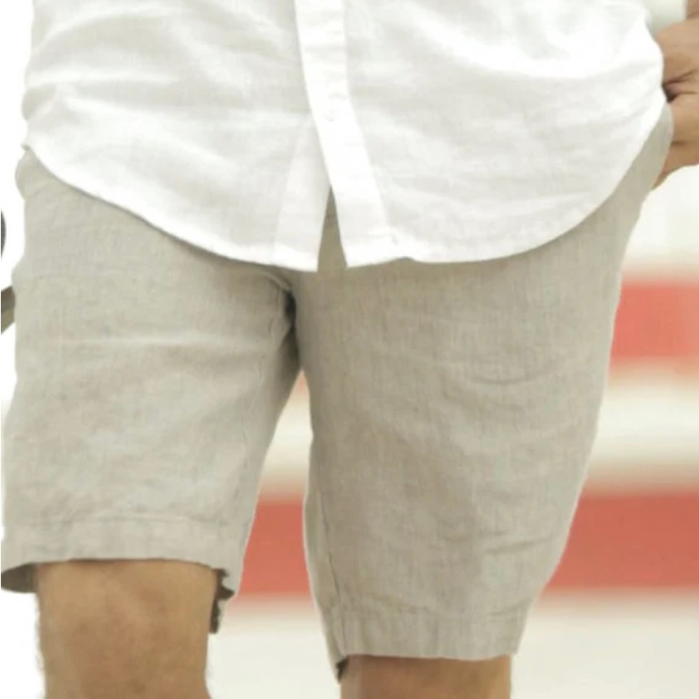 Eddie Bauer Men’s Shorts Bermuda Size 33 with Pockets Khaki